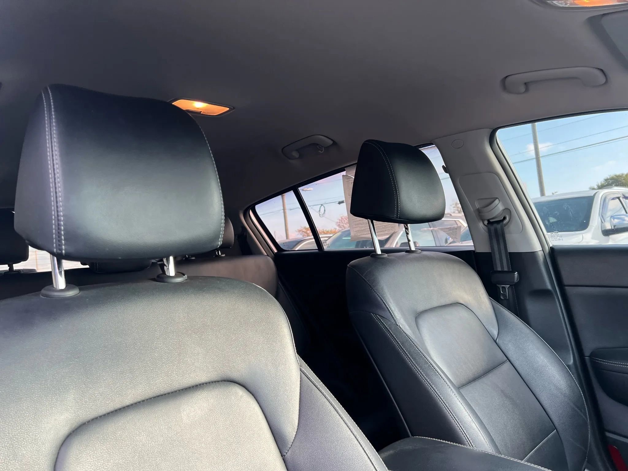 Used 2017 Kia Sportage EX image 16