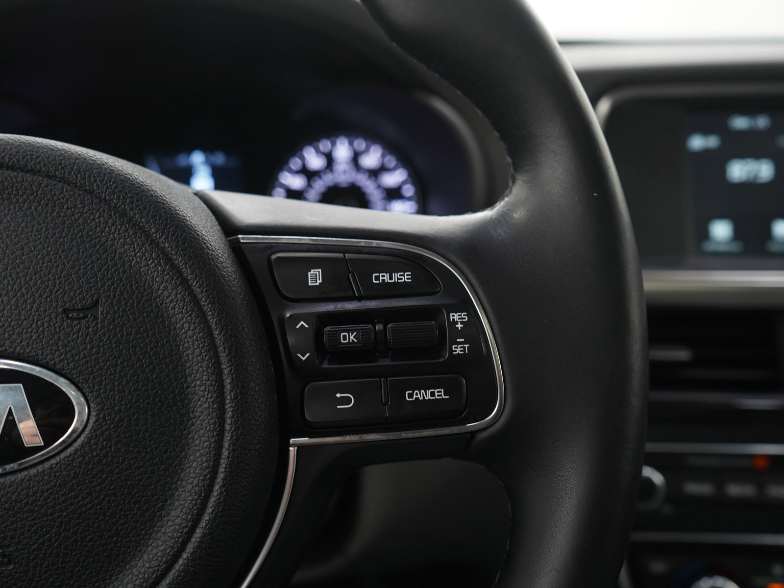 Used 2018 Kia Optima EX w/ Premium Package image 24