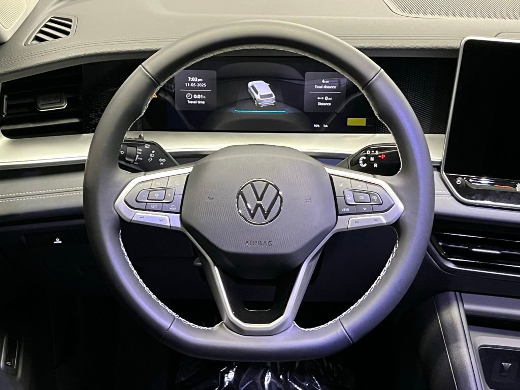 New 2026 Volkswagen Tiguan SE image 9