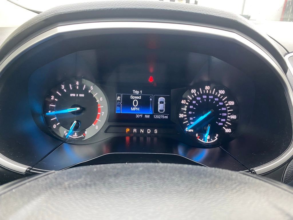 Used 2015 Ford Edge SEL image 24