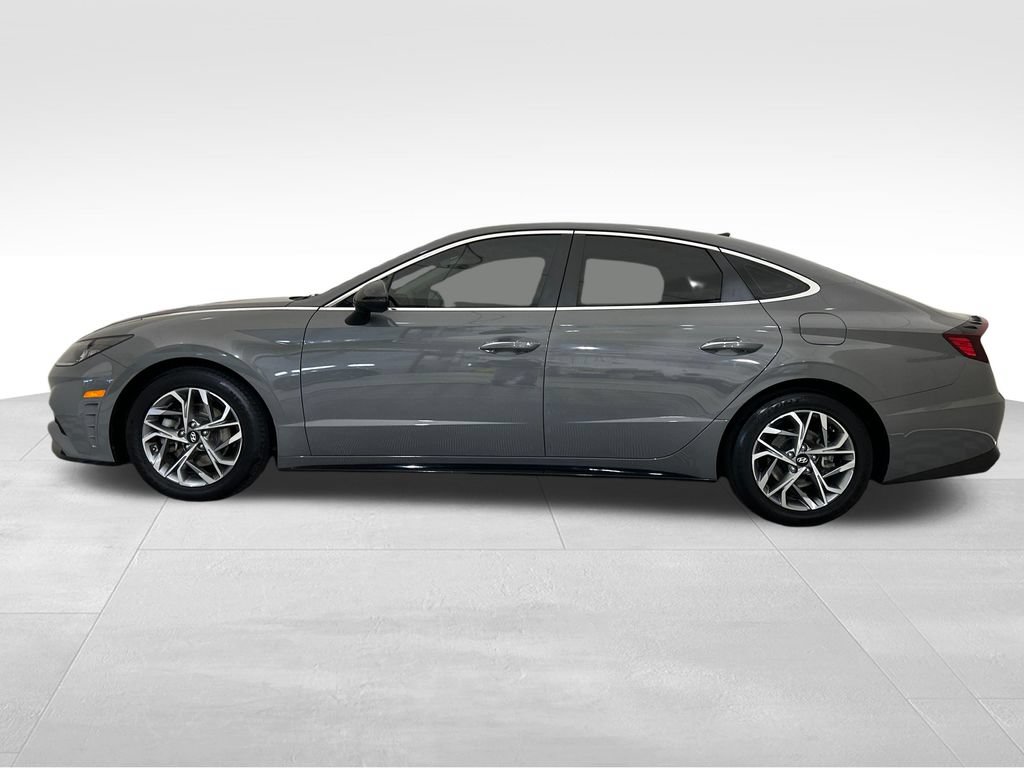 Used 2022 Hyundai Sonata SEL w/ Convenience Package FWD image 2