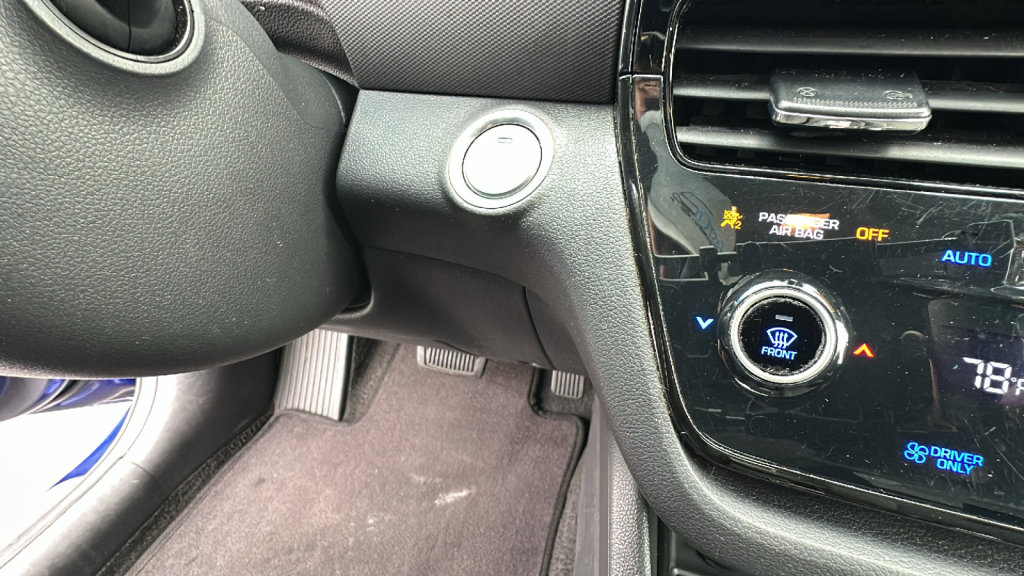 Used 2021 Hyundai Ioniq SE image 17