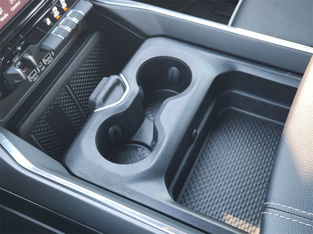 Used 2026 RAM 1500 Laramie w/ Night Edition image 20