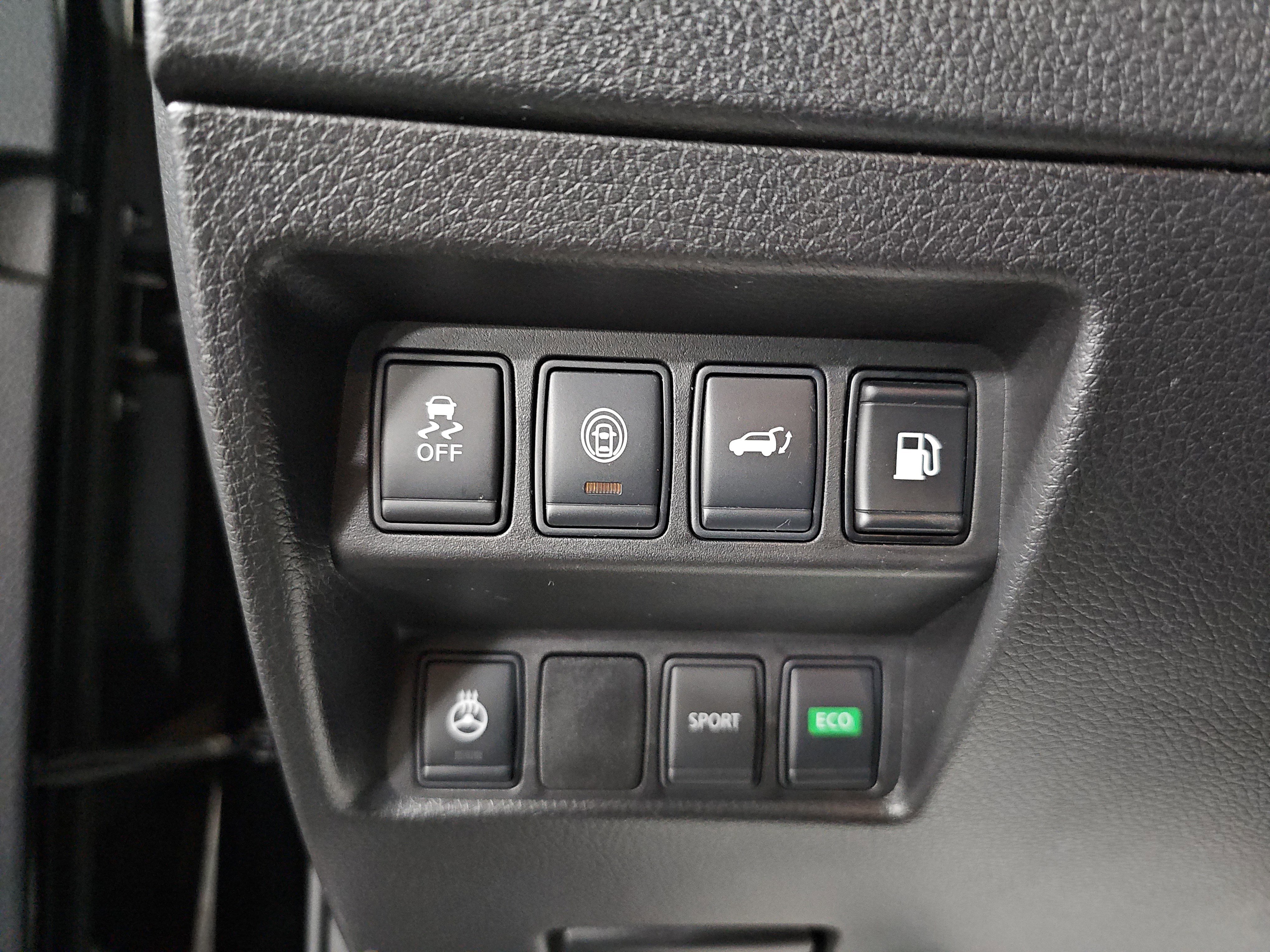 Used 2018 Nissan Rogue SL FWD image 26