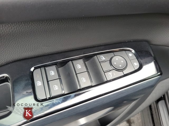 New 2026 Nissan Pathfinder SL w/ Cargo Package AWD/4WD image 18
