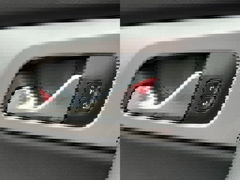 Used 2024 Chevrolet Blazer LT w/ Convenience Package image 17