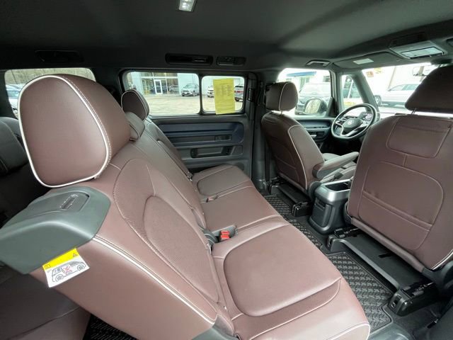 Certified 2025 Volkswagen ID. Buzz Pro S image 22