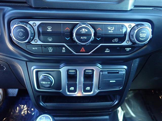 Used 2023 Jeep Wrangler Sport S image 17