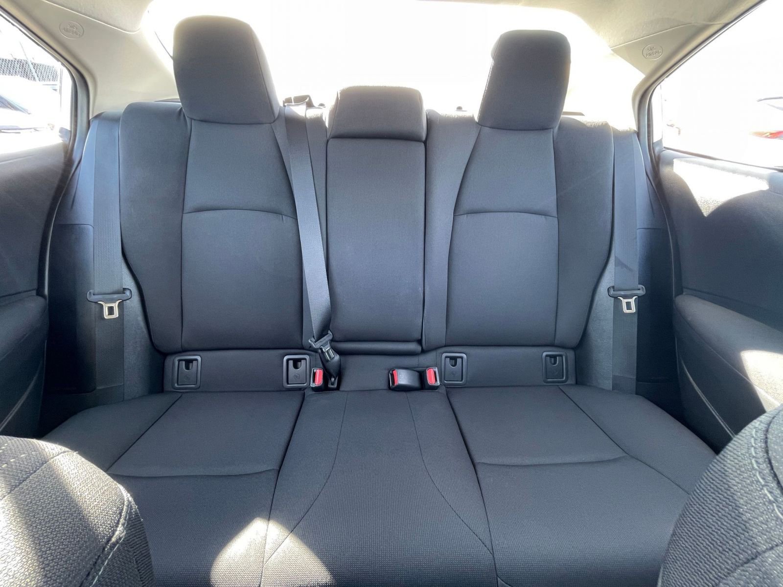 Used 2025 Toyota Corolla LE image 37