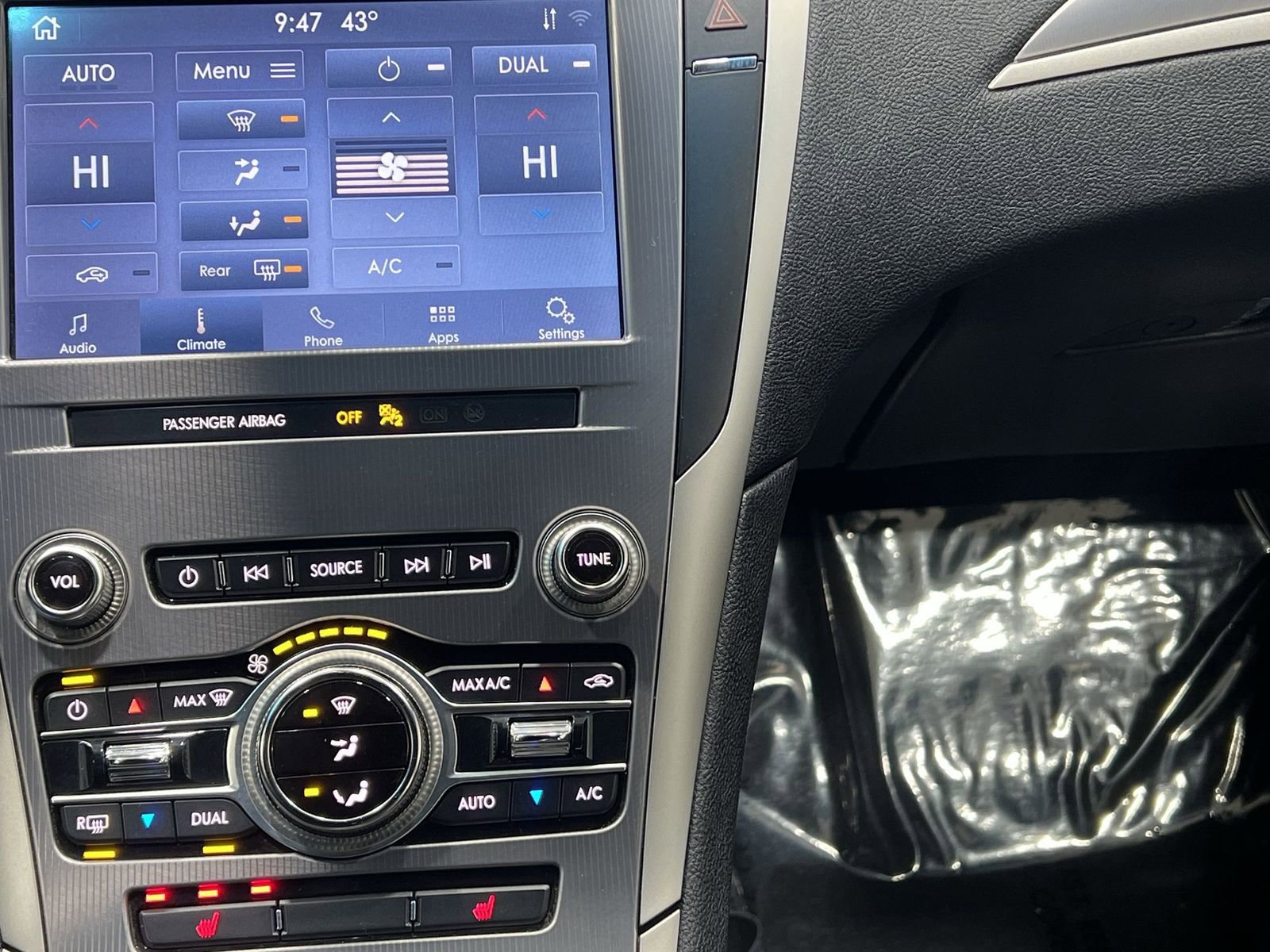 Used 2020 Lincoln MKZ AWD image 18