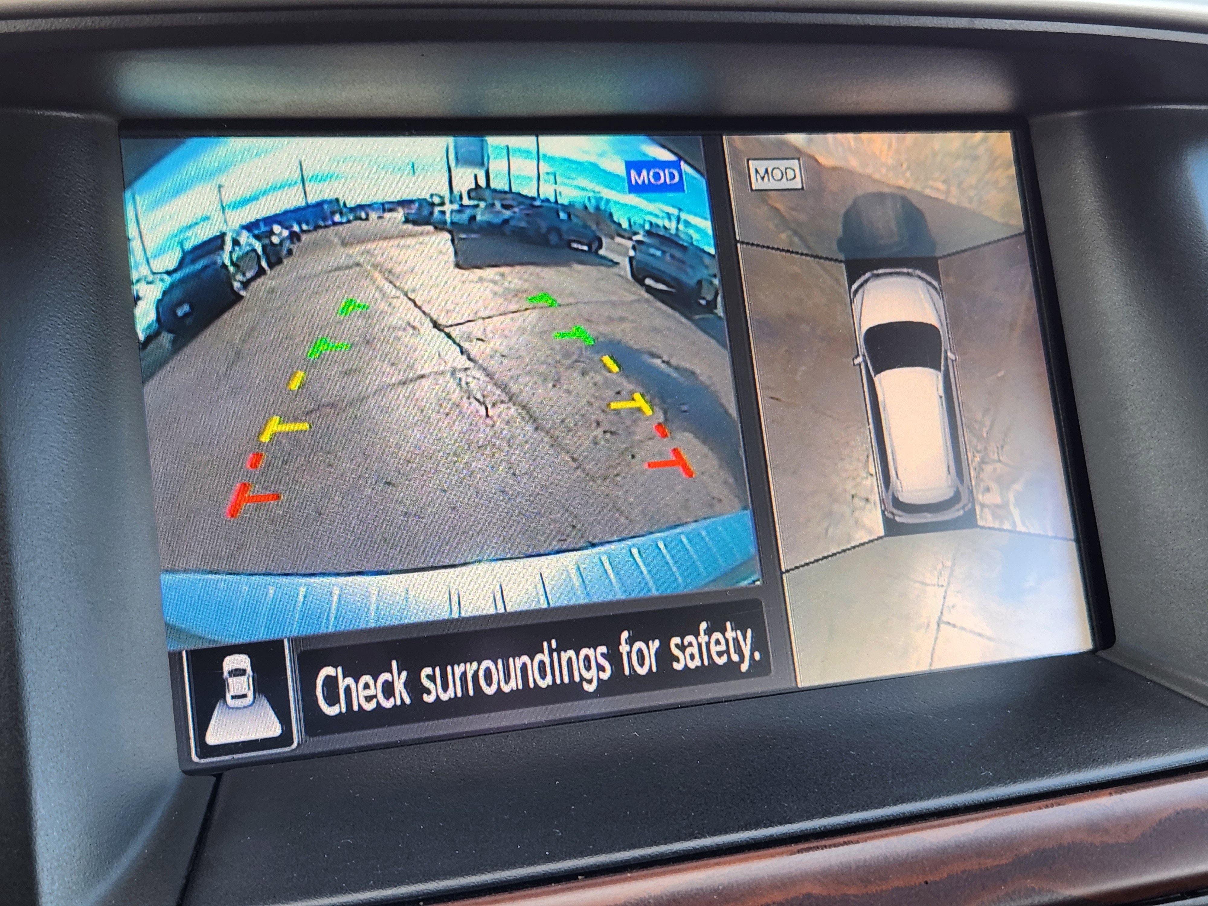 Used 2017 Nissan Pathfinder Platinum image 27