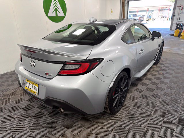 Used 2025 Toyota GR86 Premium w/ Performance Package RWD image 6