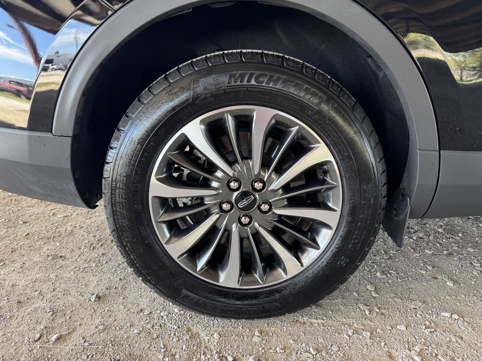 Used 2023 Lincoln Nautilus AWD image 41