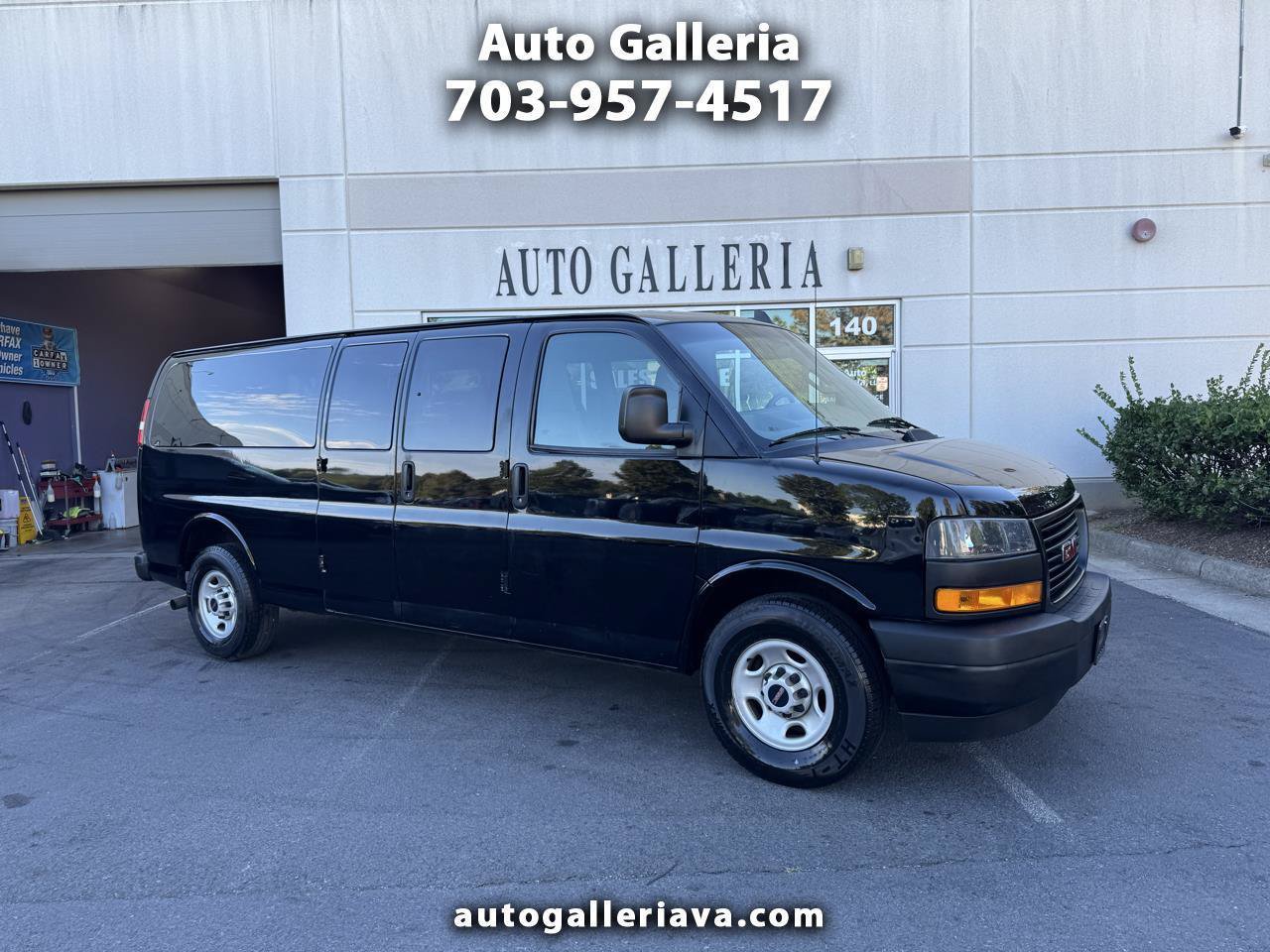 Used 2020 GMC Savana 3500 LS RWD image 1
