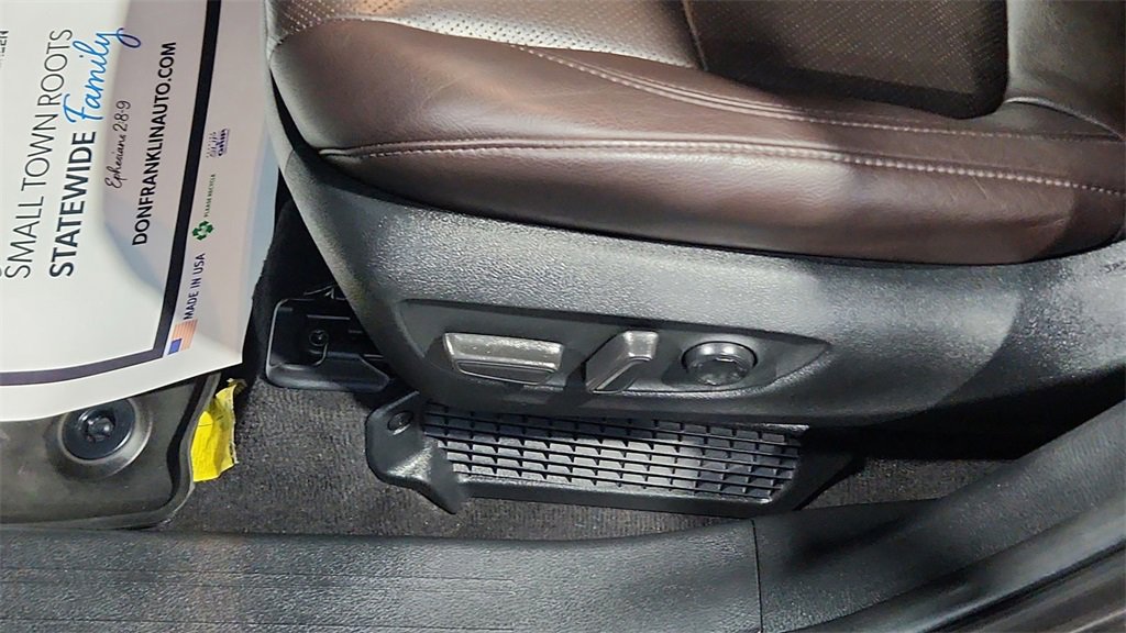 Used 2023 Toyota Sienna Platinum image 12