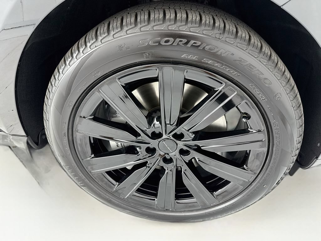 New 2026 Land Rover Range Rover SE AWD/4WD image 32