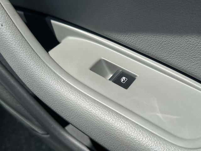 Used 2017 Audi A4 2.0T Ultra Premium w/ Convenience Package image 32