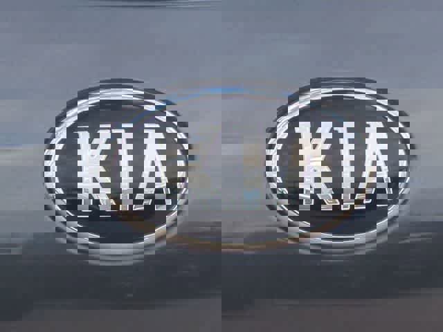 Used 2020 Kia Sorento LX image 11