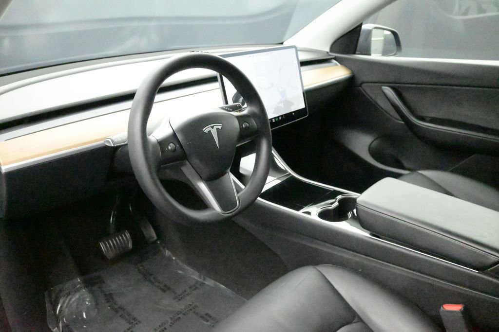 Used 2021 Tesla Model Y Long Range AWD/4WD image 9