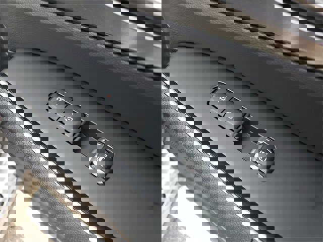 New 2026 Kia Sorento S w/ S Panoramic Sunroof Package image 11