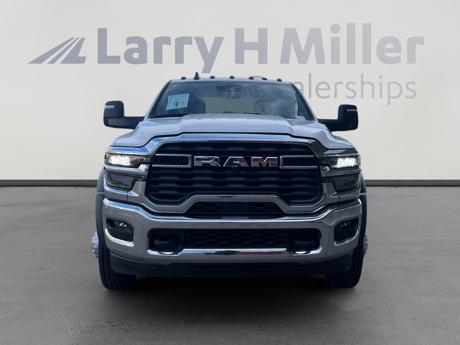 New 2026 RAM 5500 Tradesman image 8