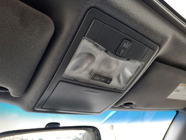 Used 2006 Toyota Avalon XL image 25