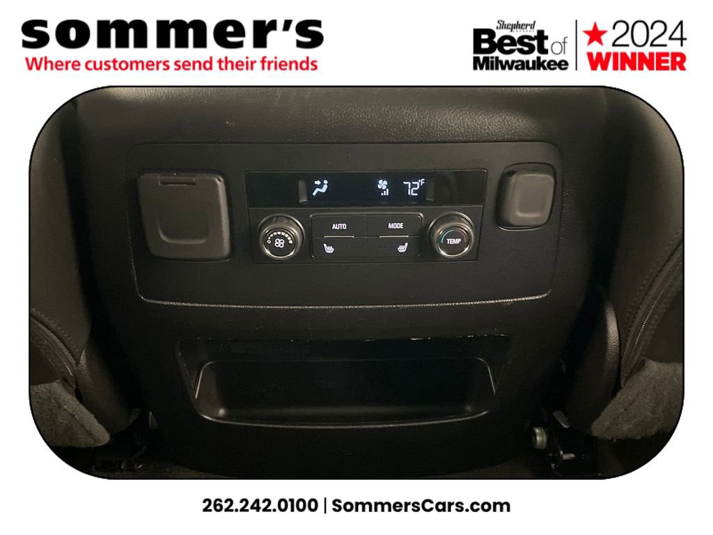 Used 2018 Chevrolet Tahoe LT w/ LT Signature Package image 22