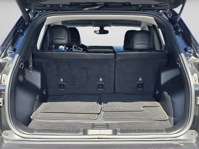 Used 2019 Jeep Cherokee Latitude Plus w/ Comfort/Convenience Group FWD image 13