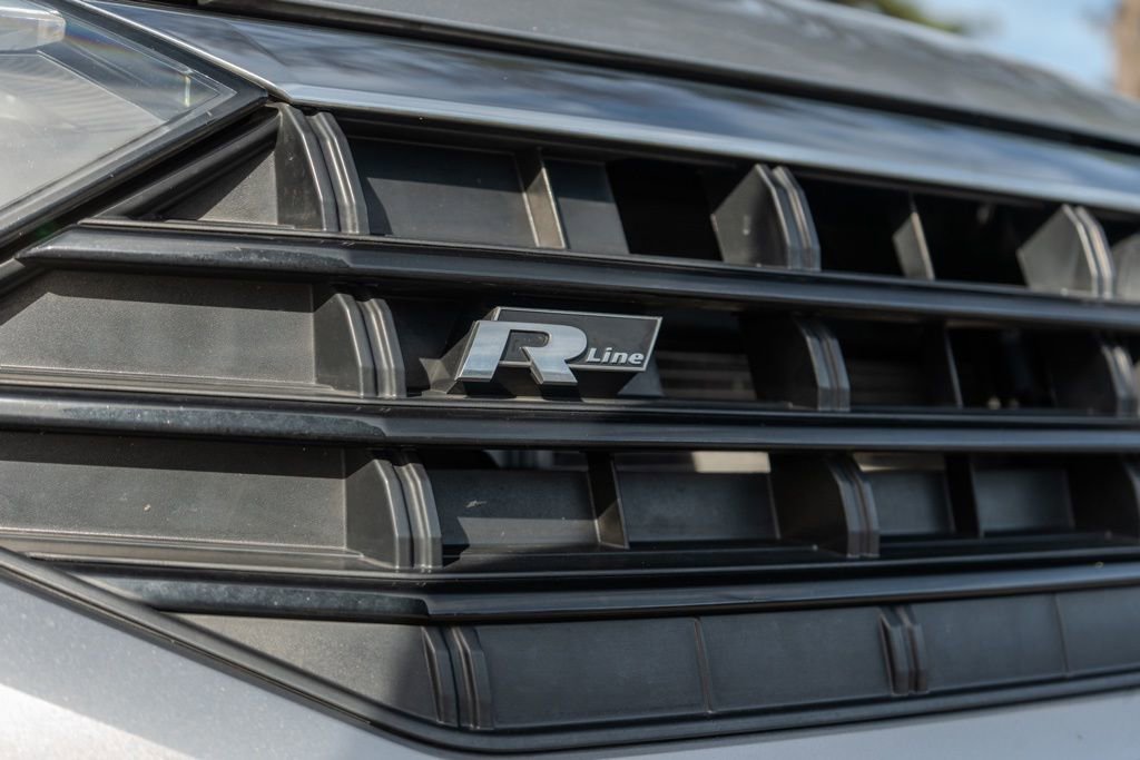 Used 2021 Volkswagen Jetta R-Line w/ R-Line Cold Weather Package image 18