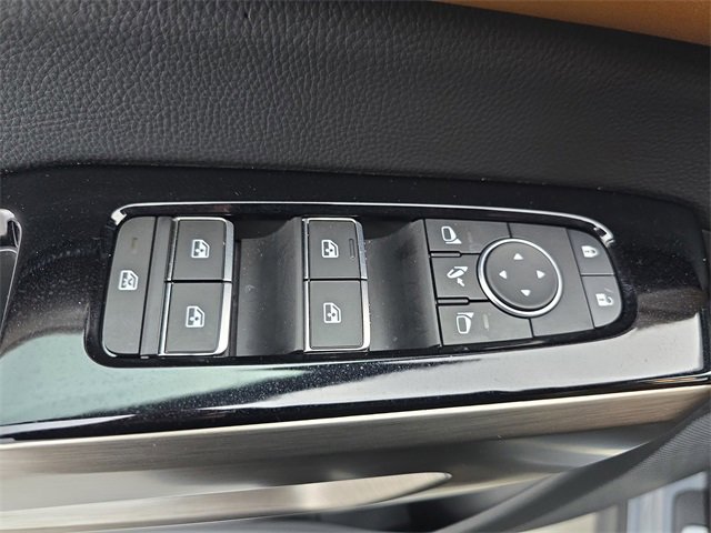 Certified 2025 Nissan Pathfinder Platinum w/ Cargo Package image 27