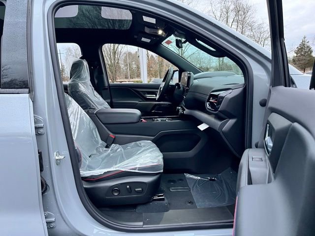 New 2025 Chevrolet Silverado EV RST image 21