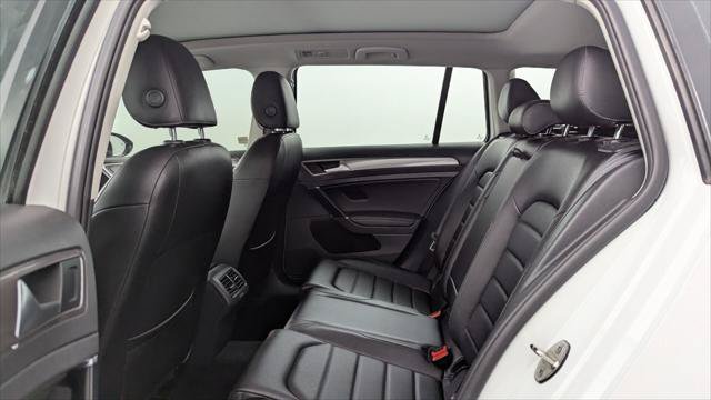 Used 2018 Volkswagen Golf Alltrack SEL AWD/4WD image 13