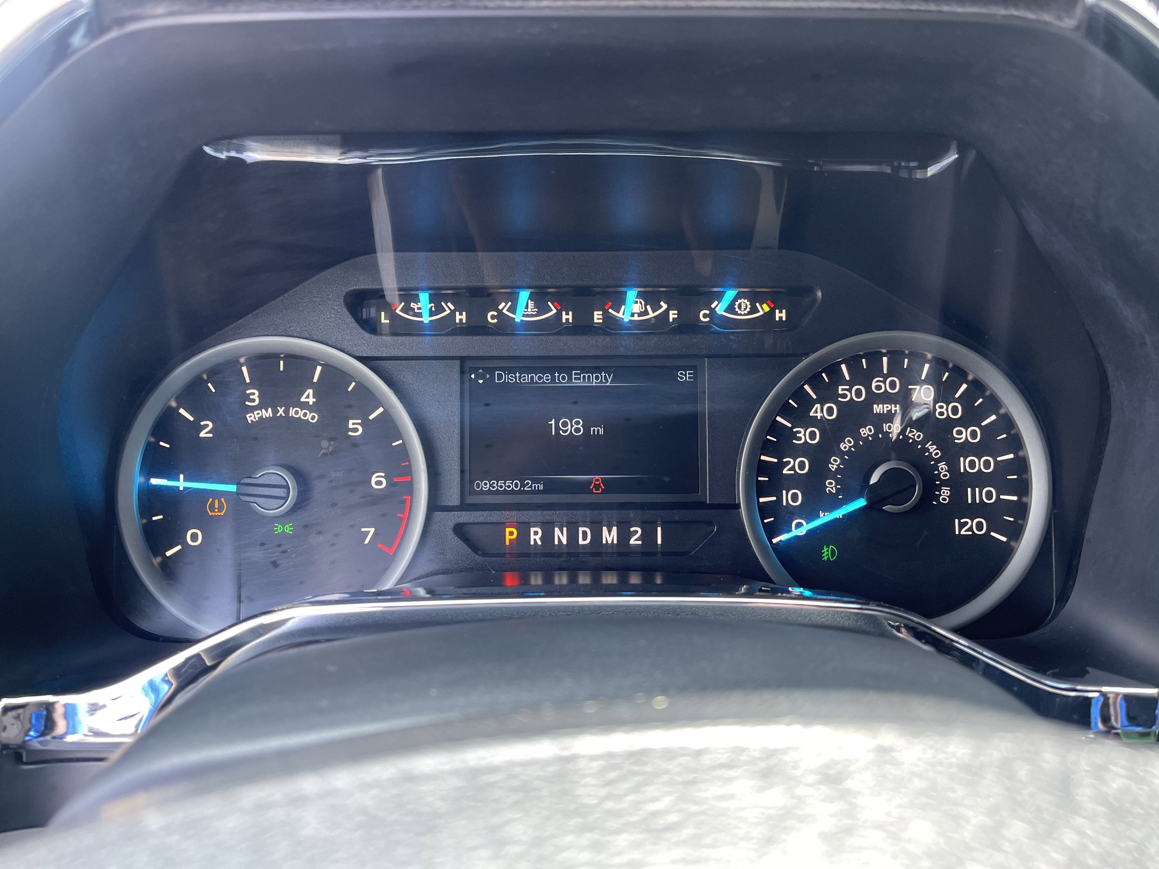 Used 2015 Ford F150 XLT w/ Equipment Group 302A Luxury image 22