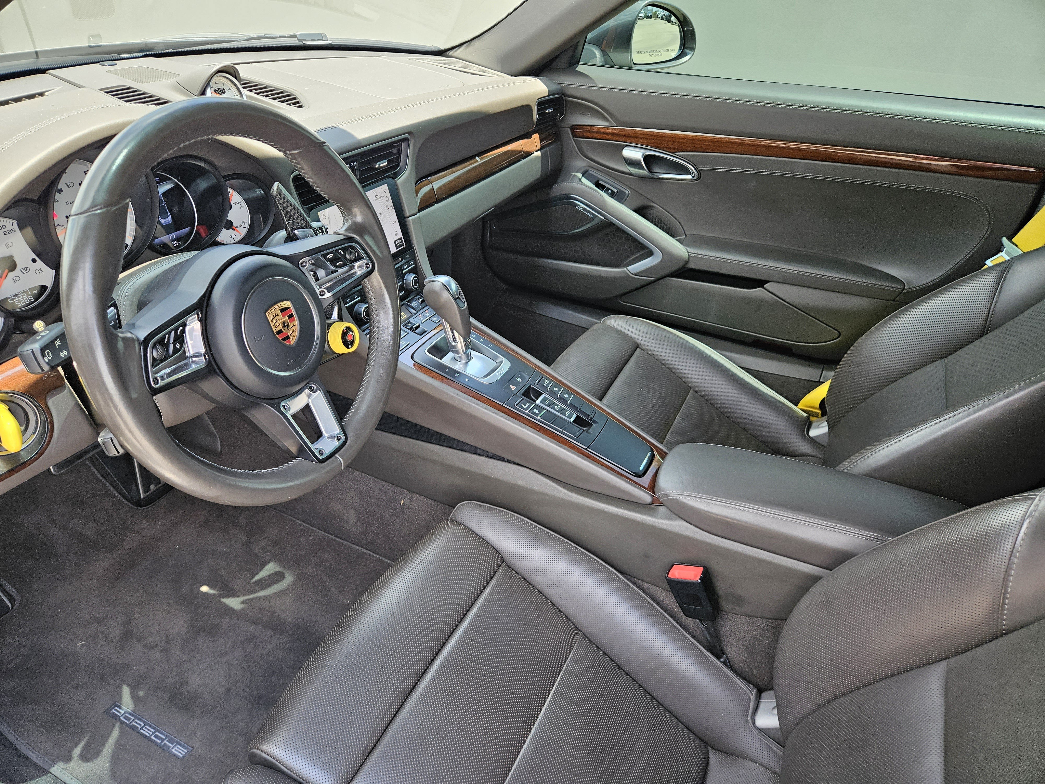 Certified 2017 Porsche 911 Turbo S AWD/4WD image 4