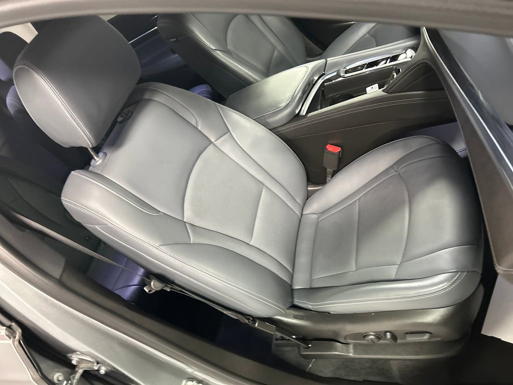 Used 2024 Buick Enclave Essence w/ Sport Touring Edition image 26