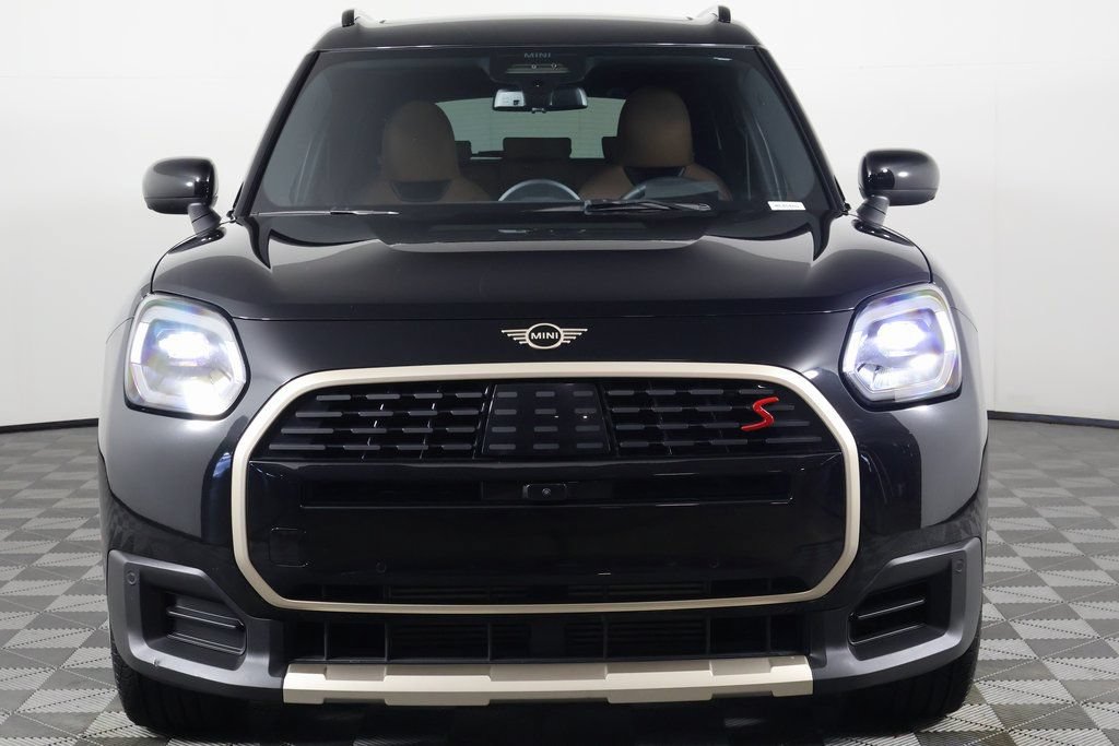 Used 2025 MINI Cooper Countryman S w/ Comfort Package Max AWD/4WD image 2