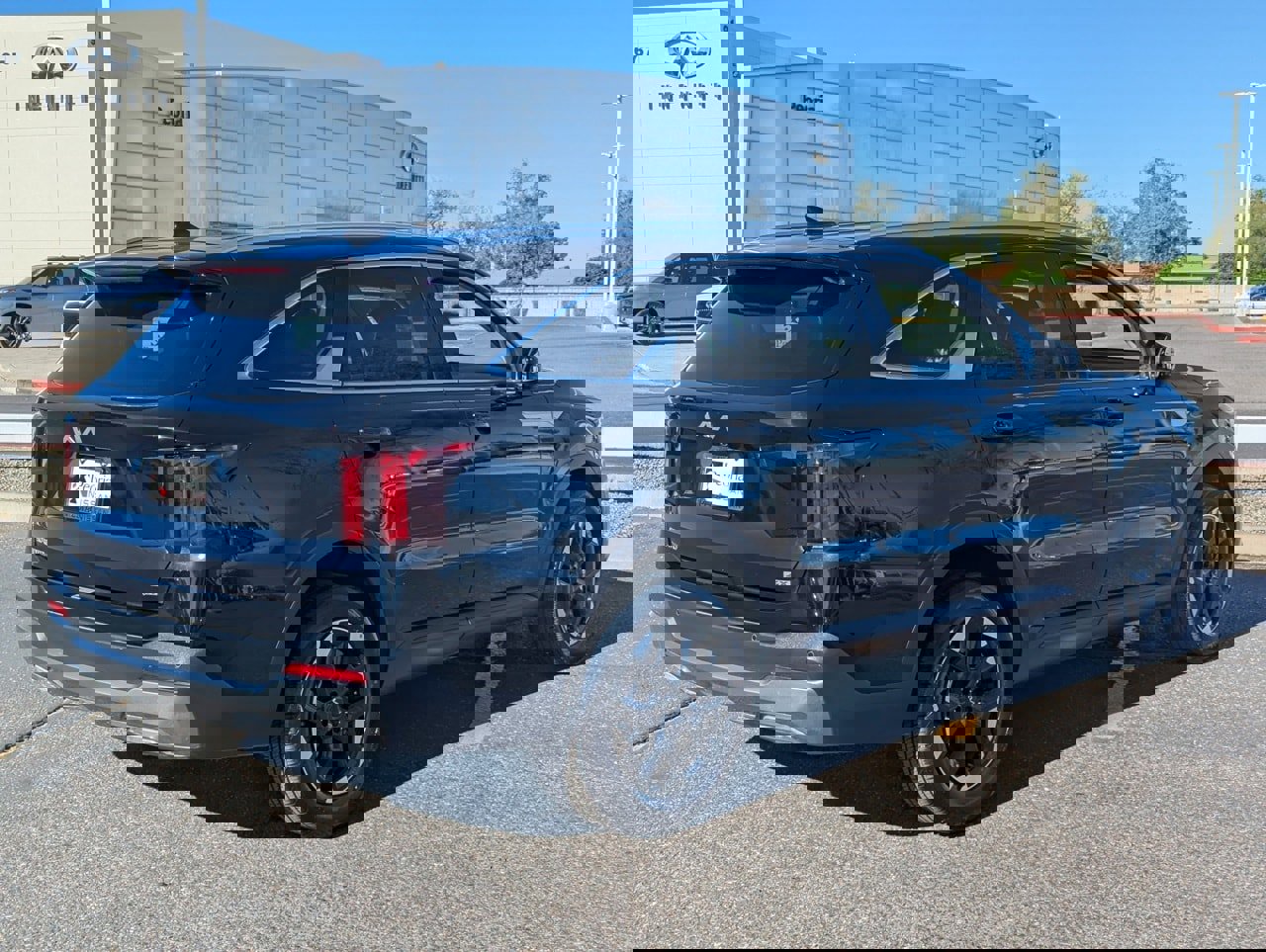 Used 2024 Kia Sorento S image 6