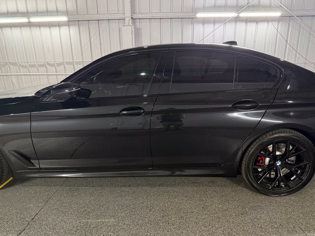 Used 2023 BMW M550i xDrive w/ Executive Package AWD/4WD image 15