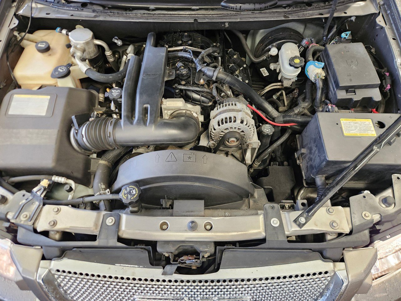 Used 2009 GMC Envoy Denali w/ Sun And 6-Disc Cd Package image 14