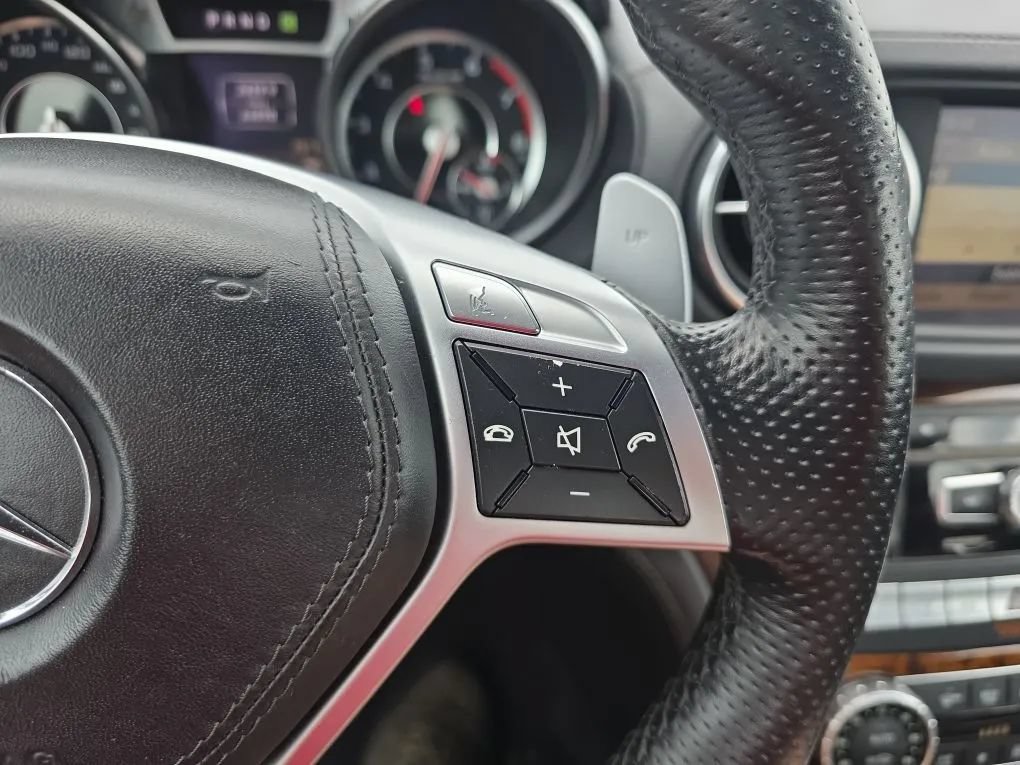 Used 2013 Mercedes-Benz SL 63 AMG image 20