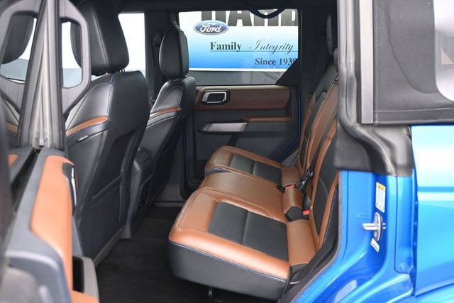 Used 2023 Ford Bronco Outer Banks AWD/4WD image 8