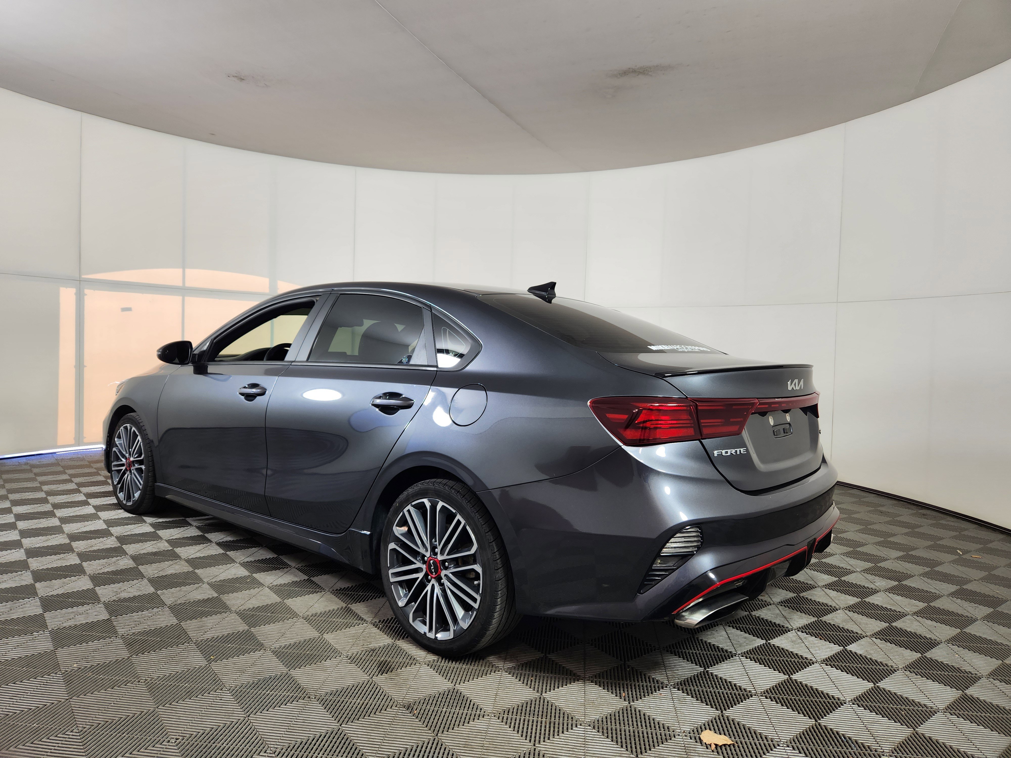 Used 2023 Kia Forte GT image 5