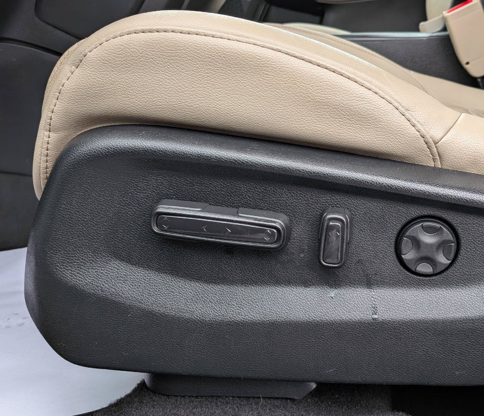 Used 2017 Honda CR-V Touring image 15