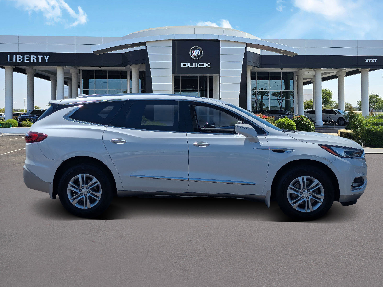 Used 2019 Buick Enclave Essence w/ Trailering Package, 5000 lbs. image 2
