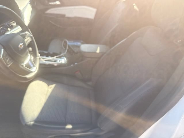 Used 2025 Chevrolet Trax LT w/ Driver Confidence Package FWD image 38