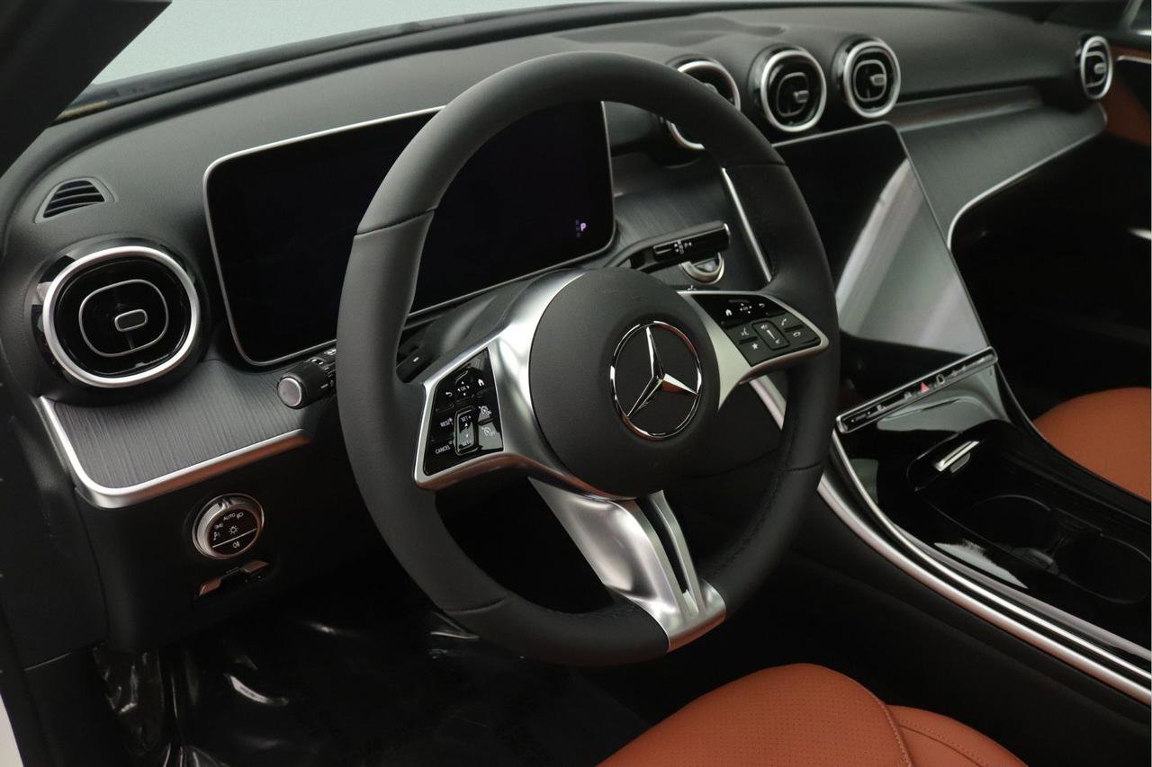 New 2026 Mercedes-Benz C 300 4MATIC Sedan image 4