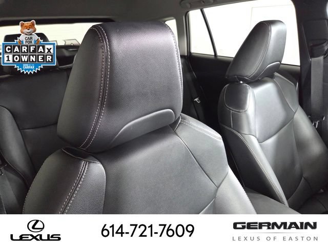 Used 2024 Toyota Corolla Cross XLE w/ Convenience Package AWD/4WD image 19