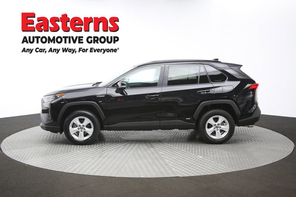 Used 2021 Toyota RAV4 LE image 58
