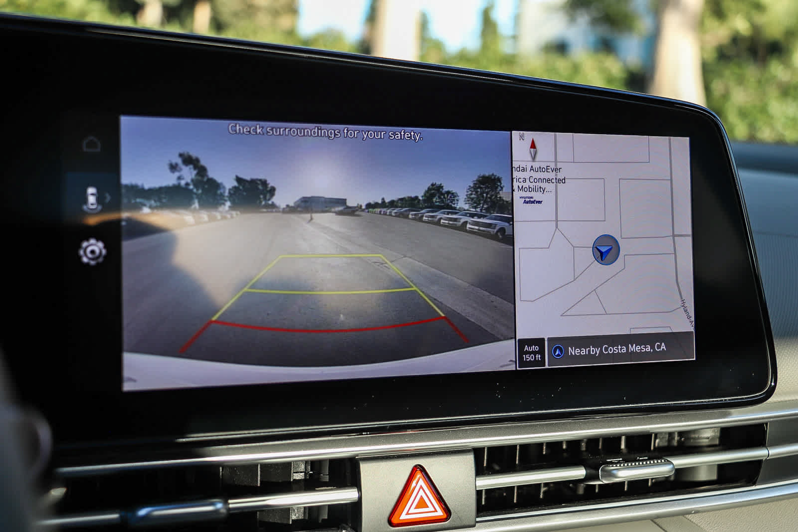 Used 2025 Hyundai Elantra SEL FWD image 24