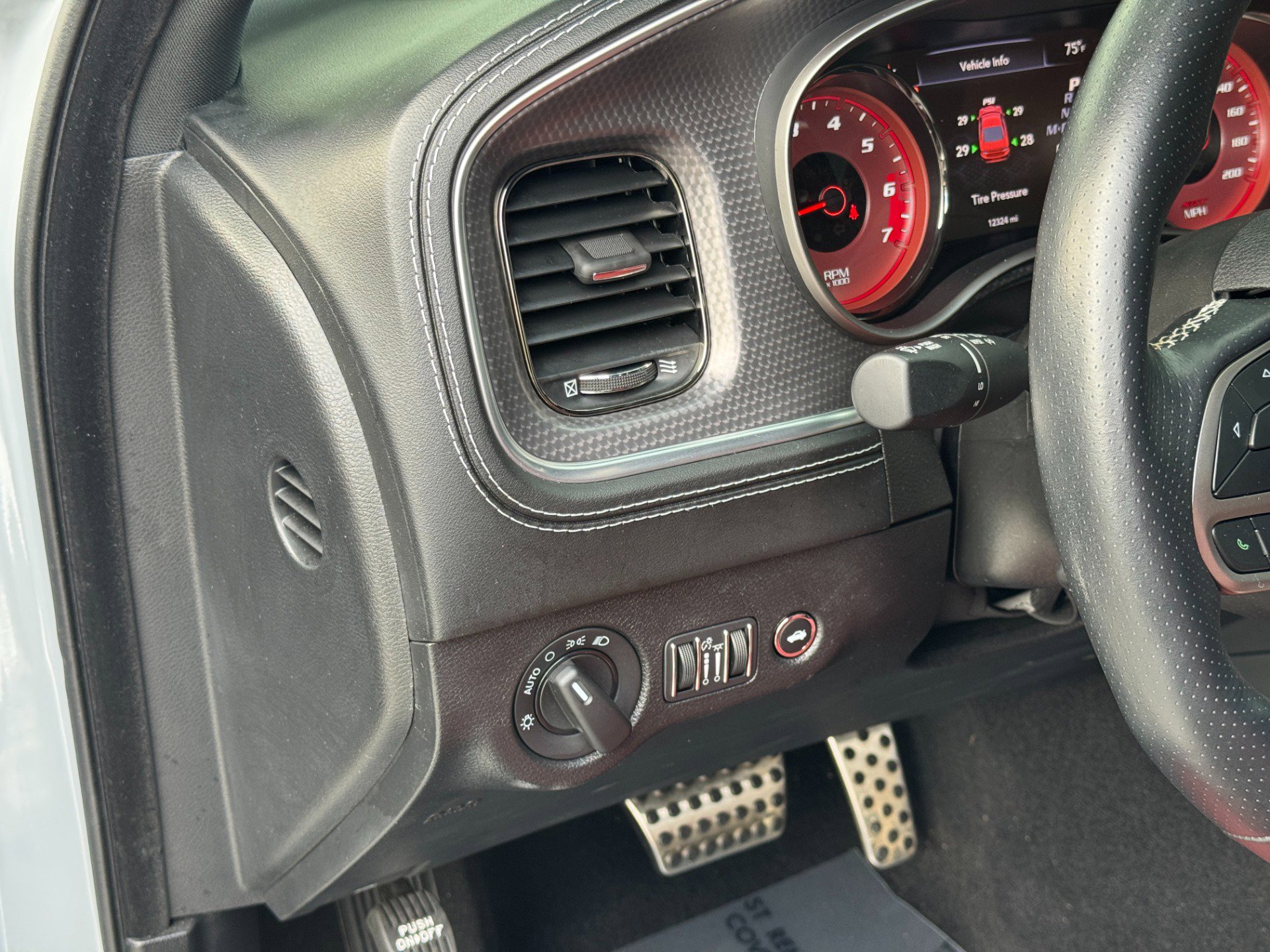 Used 2022 Dodge Charger SRT Hellcat w/ Harman/Kardon Audio Group image 31